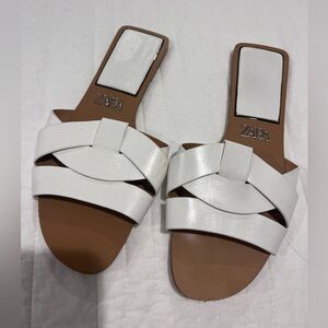 Zara white flat crossed leather slide sandal